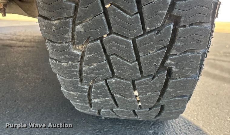 image for item ED2220 2017 RAM 1500 Crew Cab pickup truck