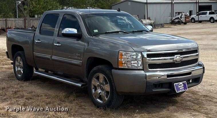 image for item ED5869 2009 Chevrolet Silverado 1500 Crew Cab pickup truck
