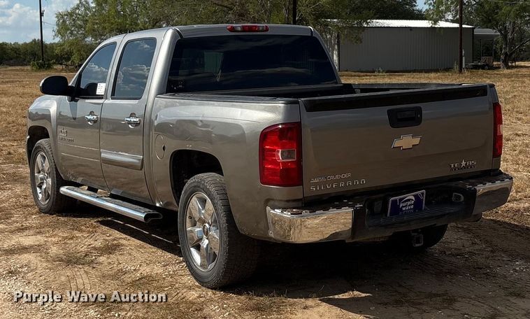 image for item ED5869 2009 Chevrolet Silverado 1500 Crew Cab pickup truck