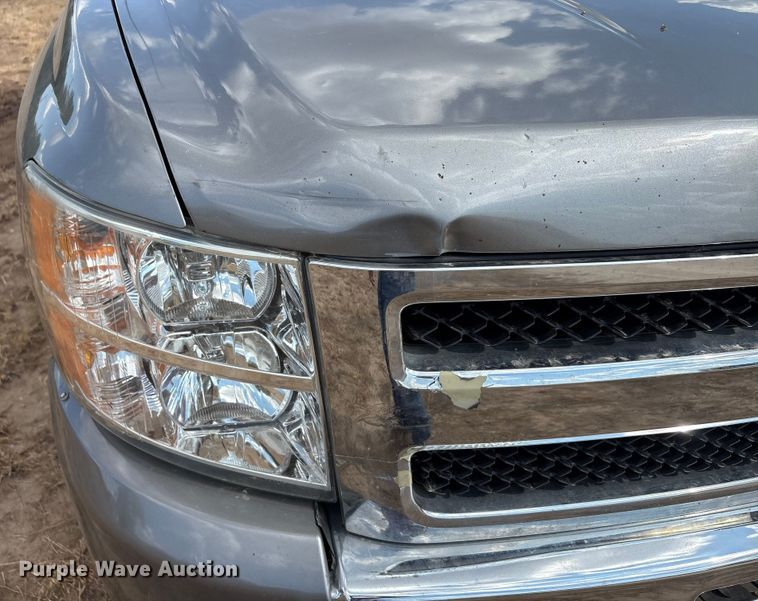 image for item ED5869 2009 Chevrolet Silverado 1500 Crew Cab pickup truck