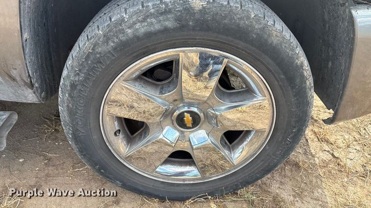 image for item ED5869 2009 Chevrolet Silverado 1500 Crew Cab pickup truck