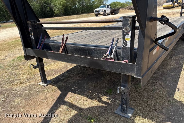 image for item ED5874 2022 C and M Trailers 83X24 GN 7K equipment trailer