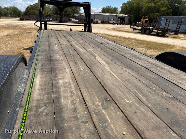 image for item ED5874 2022 C and M Trailers 83X24 GN 7K equipment trailer