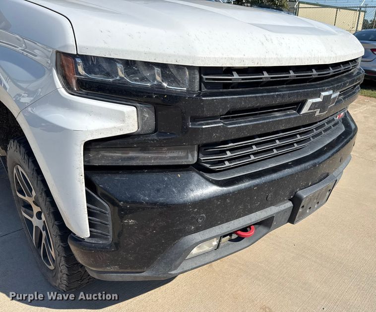 image for item ED5884 2020 Chevrolet Silverado 1500 LT Crew Cab pickup truck