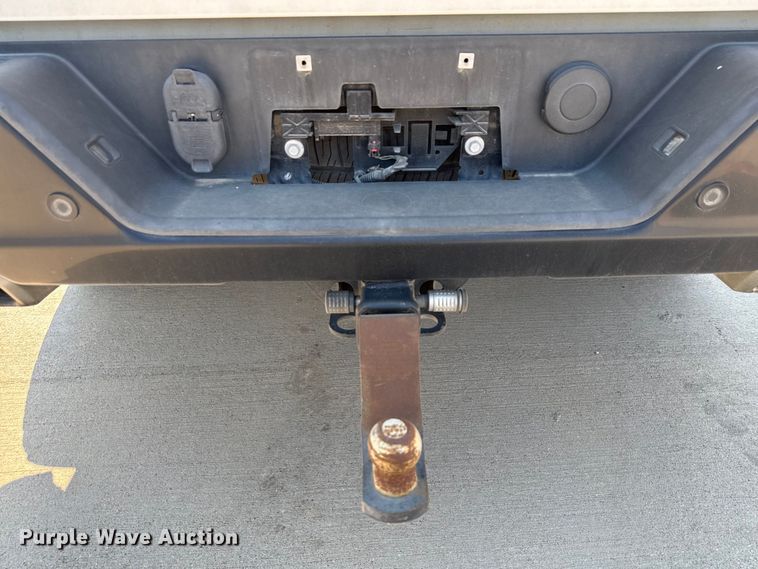 image for item ED5884 2020 Chevrolet Silverado 1500 LT Crew Cab pickup truck