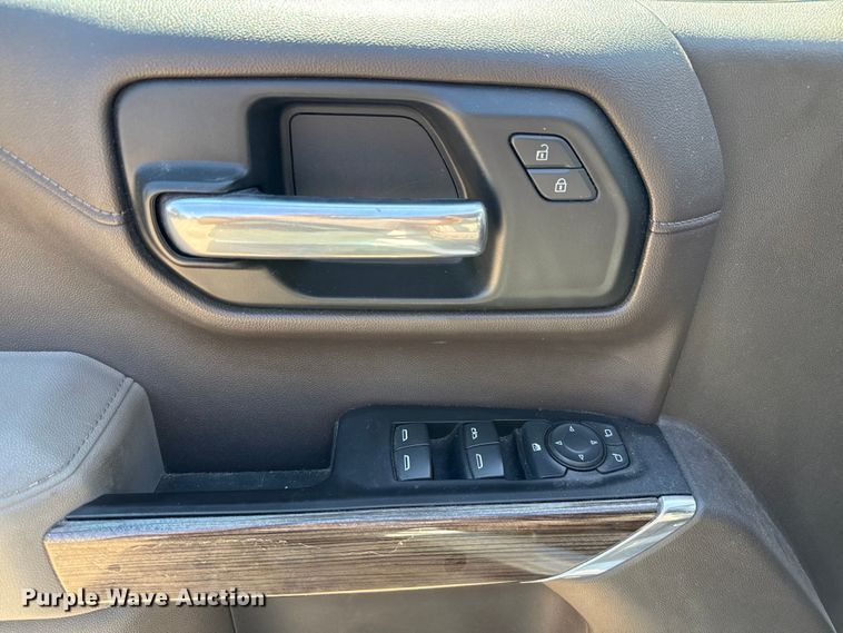 image for item ED5884 2020 Chevrolet Silverado 1500 LT Crew Cab pickup truck