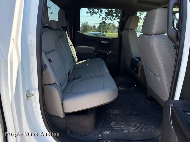 image for item ED5884 2020 Chevrolet Silverado 1500 LT Crew Cab pickup truck