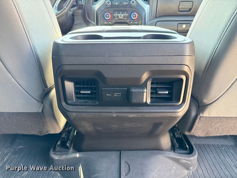 image for item ED5884 2020 Chevrolet Silverado 1500 LT Crew Cab pickup truck