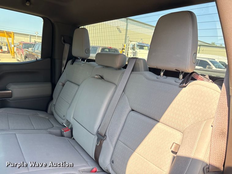 image for item ED5884 2020 Chevrolet Silverado 1500 LT Crew Cab pickup truck