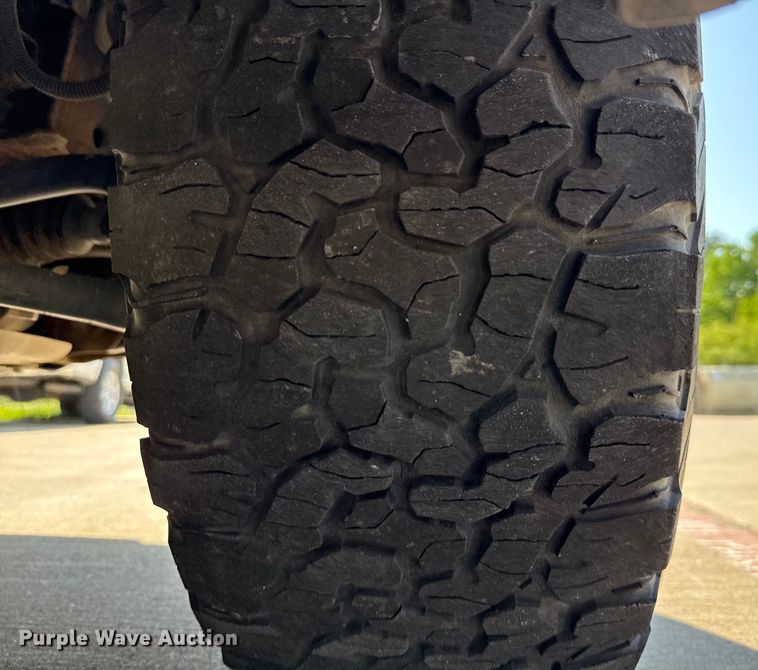 image for item ED5884 2020 Chevrolet Silverado 1500 LT Crew Cab pickup truck