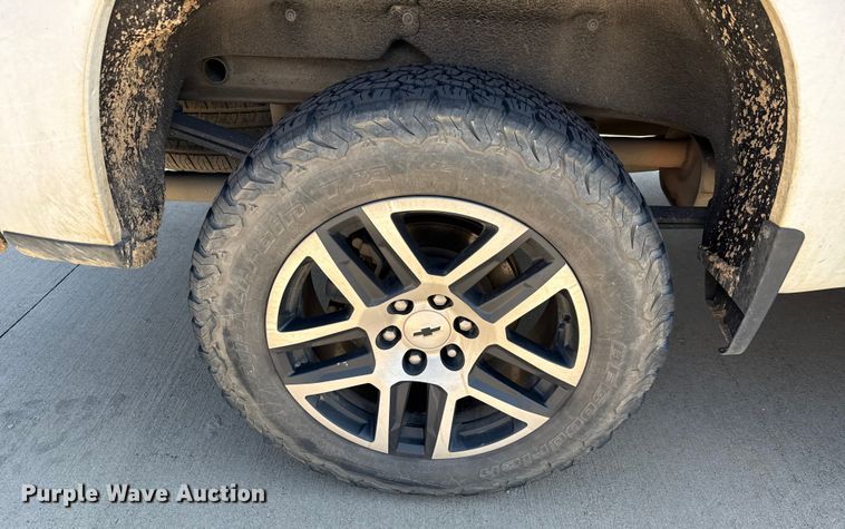 image for item ED5884 2020 Chevrolet Silverado 1500 LT Crew Cab pickup truck