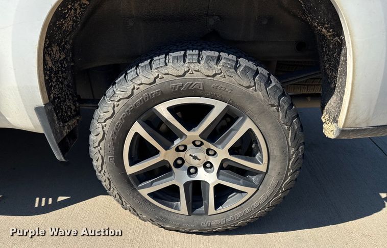 image for item ED5884 2020 Chevrolet Silverado 1500 LT Crew Cab pickup truck