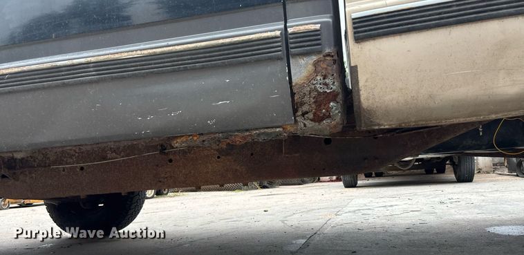 image for item EE3954 1991 Chevrolet K 2500 pickup truck