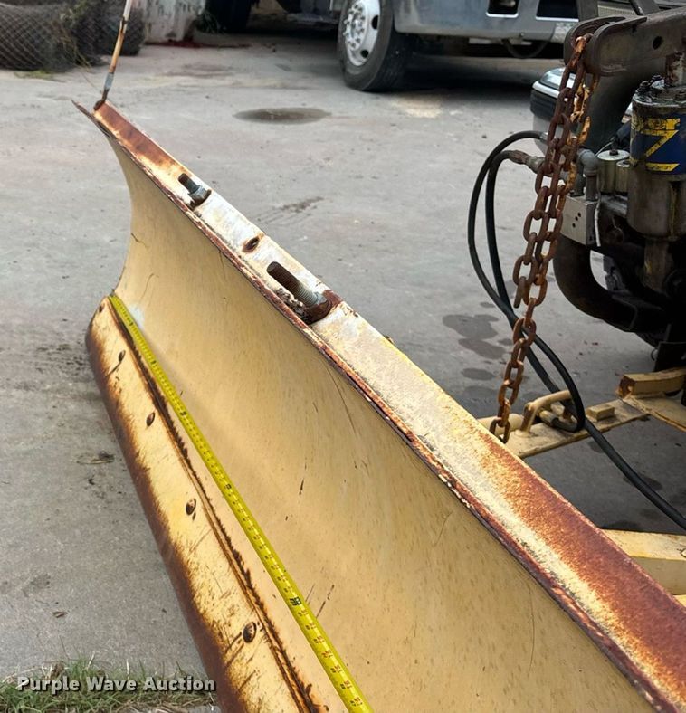 image for item EE3954 1991 Chevrolet K 2500 pickup truck