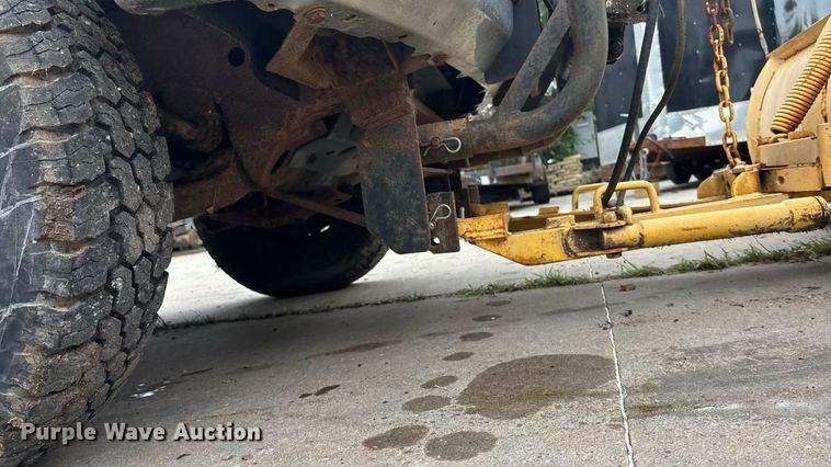 image for item EE3954 1991 Chevrolet K 2500 pickup truck