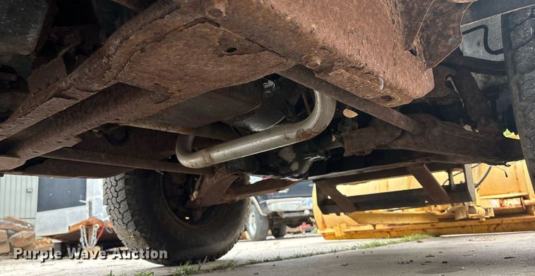 image for item EE3954 1991 Chevrolet K 2500 pickup truck