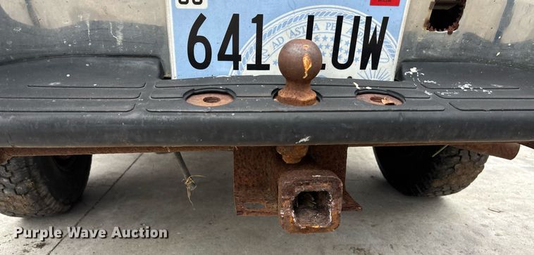 image for item EE3954 1991 Chevrolet K 2500 pickup truck