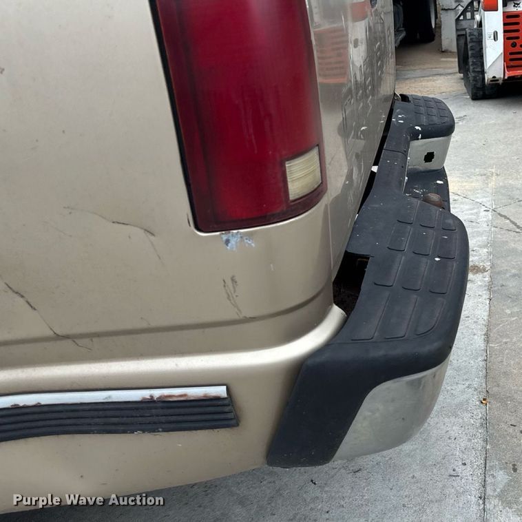 image for item EE3954 1991 Chevrolet K 2500 pickup truck