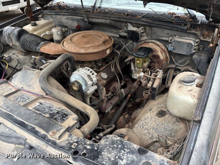 image for item EE3954 1991 Chevrolet K 2500 pickup truck