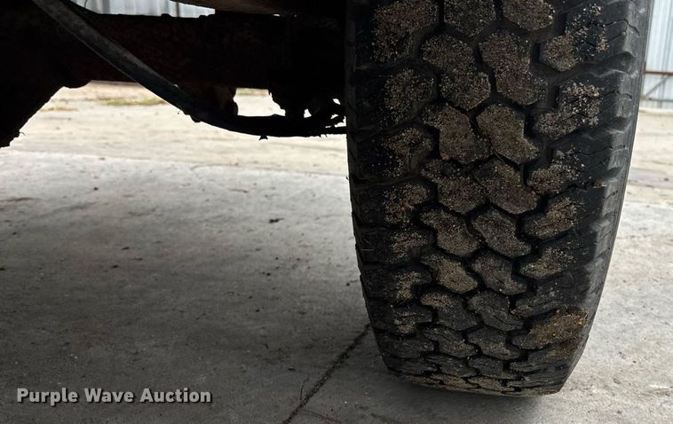 image for item EE3954 1991 Chevrolet K 2500 pickup truck