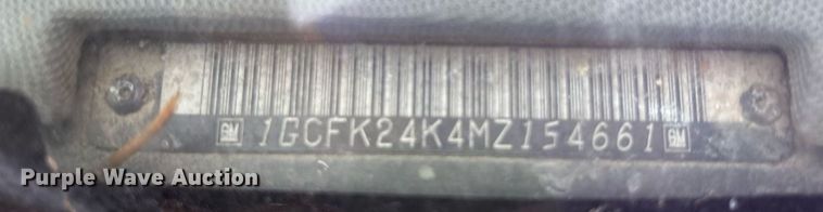 image for item EE3954 1991 Chevrolet K 2500 pickup truck