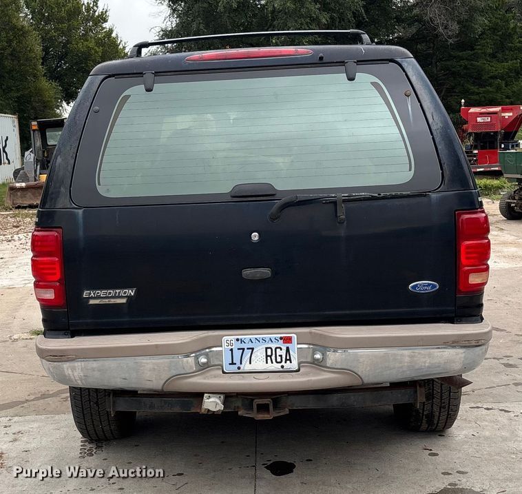 image for item EE3955 1997 Ford Expedition SUV