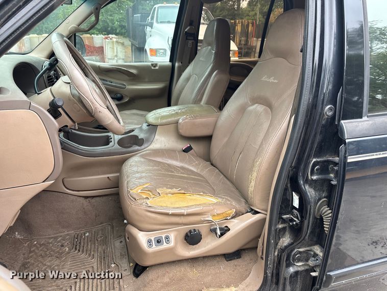image for item EE3955 1997 Ford Expedition SUV