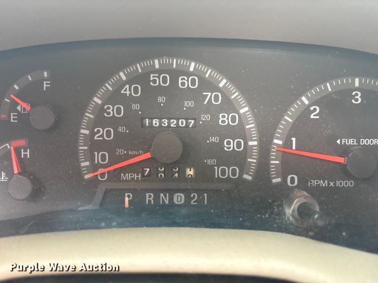 image for item EE3955 1997 Ford Expedition SUV