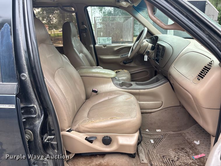 image for item EE3955 1997 Ford Expedition SUV