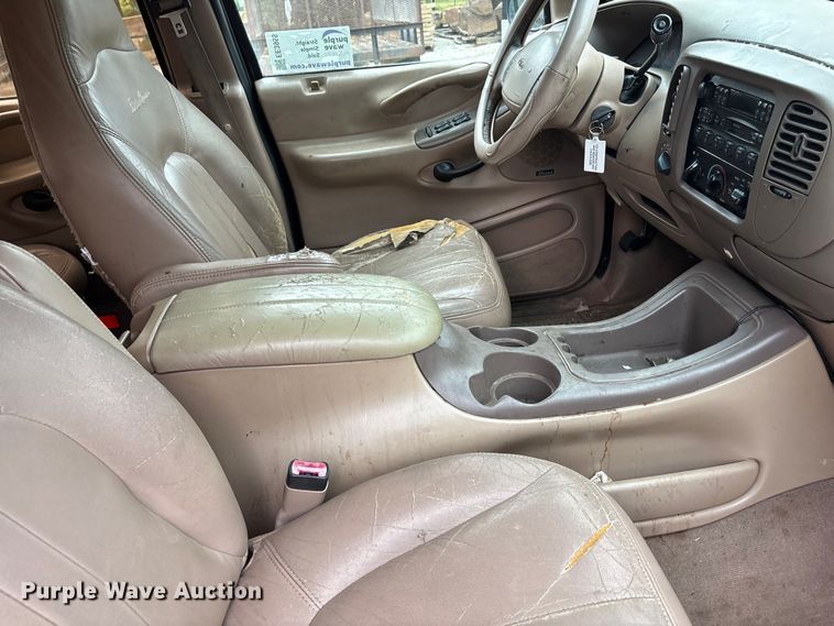 image for item EE3955 1997 Ford Expedition SUV