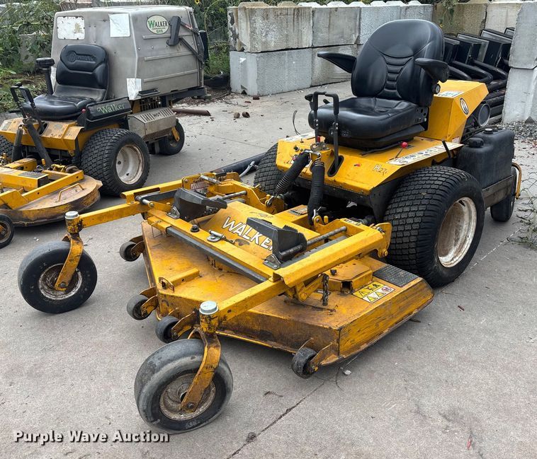 image for item EE3963 Walker  MH27I-16 ZTR lawn mower