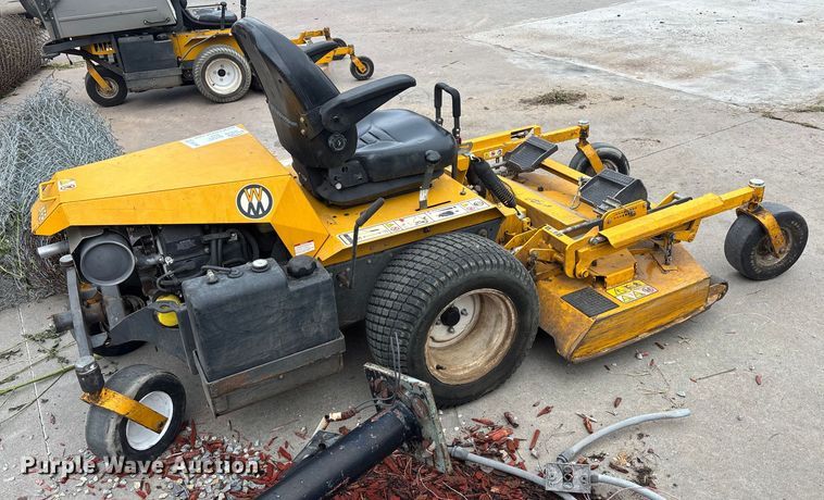 image for item EE3963 Walker  MH27I-16 ZTR lawn mower