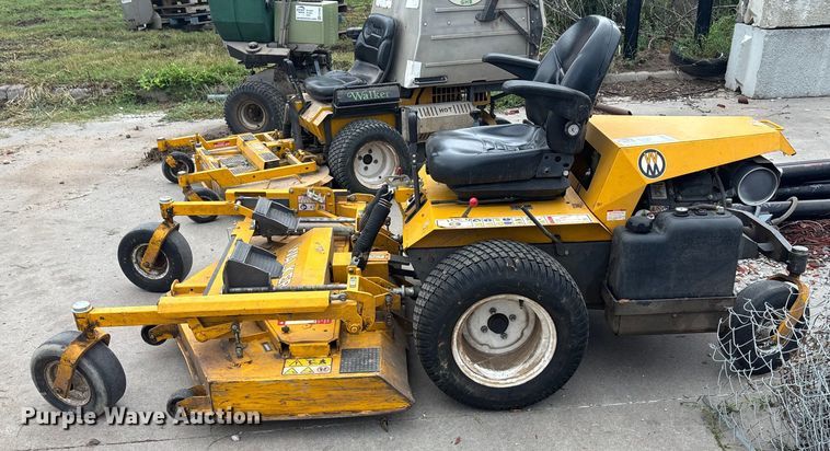 image for item EE3963 Walker  MH27I-16 ZTR lawn mower