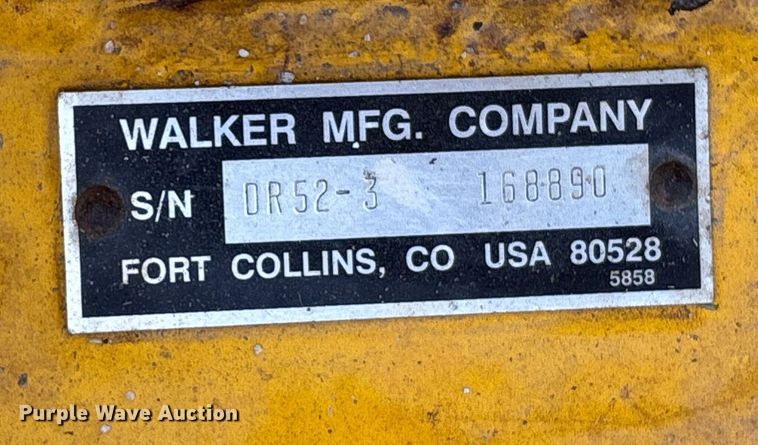 image for item EE3963 Walker  MH27I-16 ZTR lawn mower