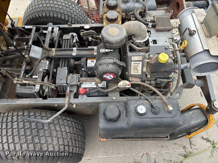 image for item EE3963 Walker  MH27I-16 ZTR lawn mower