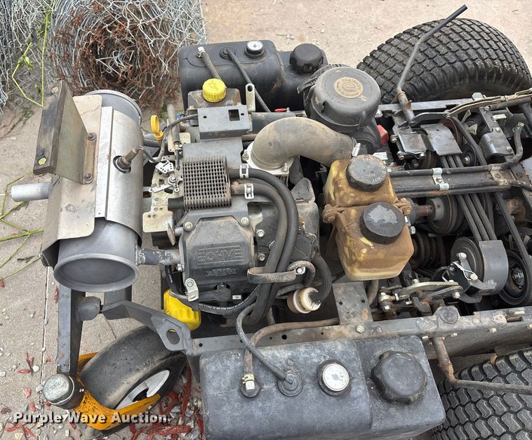 image for item EE3963 Walker  MH27I-16 ZTR lawn mower