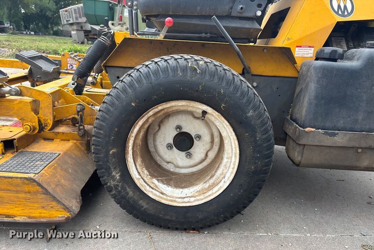 image for item EE3963 Walker  MH27I-16 ZTR lawn mower