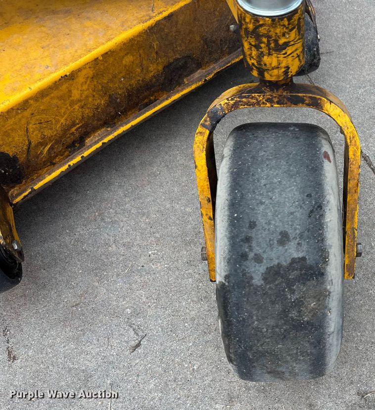 image for item EE3963 Walker  MH27I-16 ZTR lawn mower