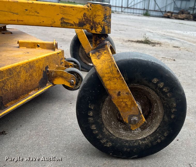 image for item EE3963 Walker  MH27I-16 ZTR lawn mower