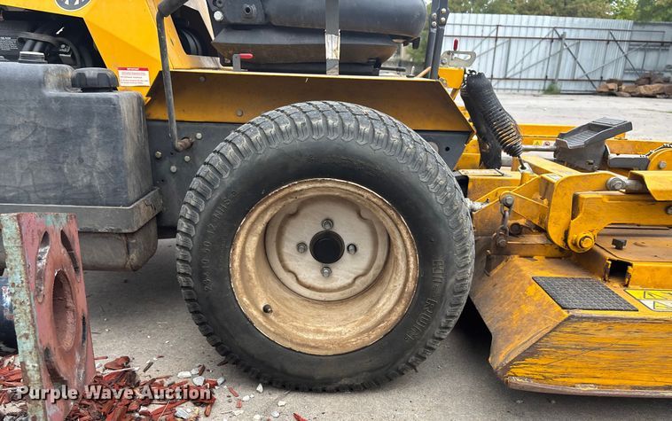 image for item EE3963 Walker  MH27I-16 ZTR lawn mower