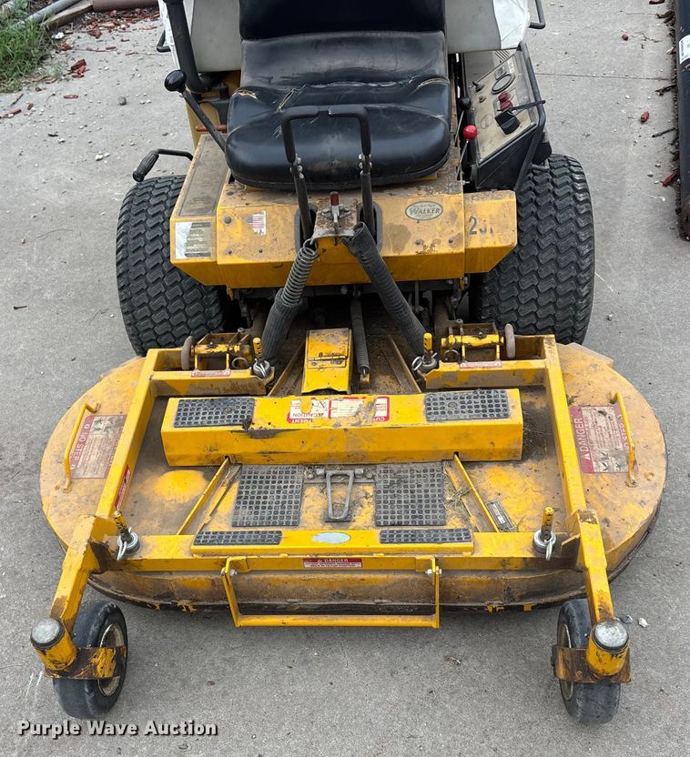 image for item EE3964 Walker MTGHS ZTR lawn mower