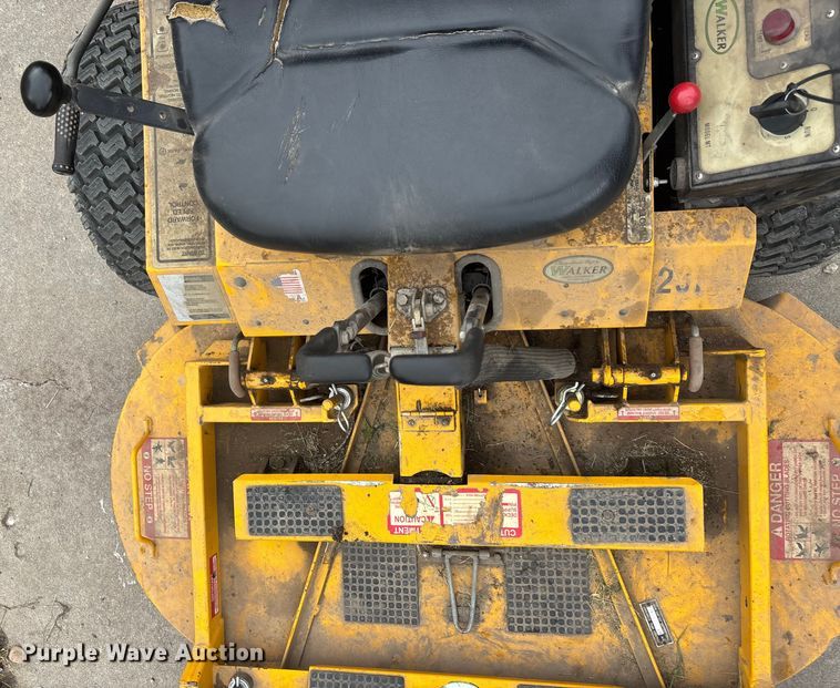 image for item EE3964 Walker MTGHS ZTR lawn mower