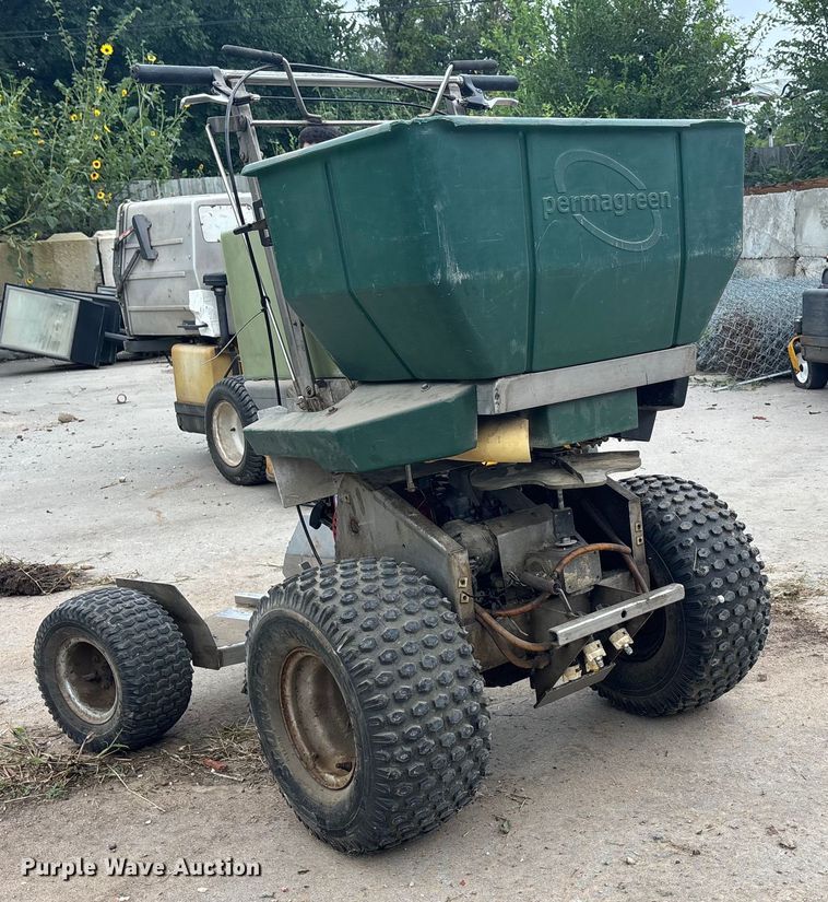 image for item EE3965 Permagreen Magnum B1B spreader