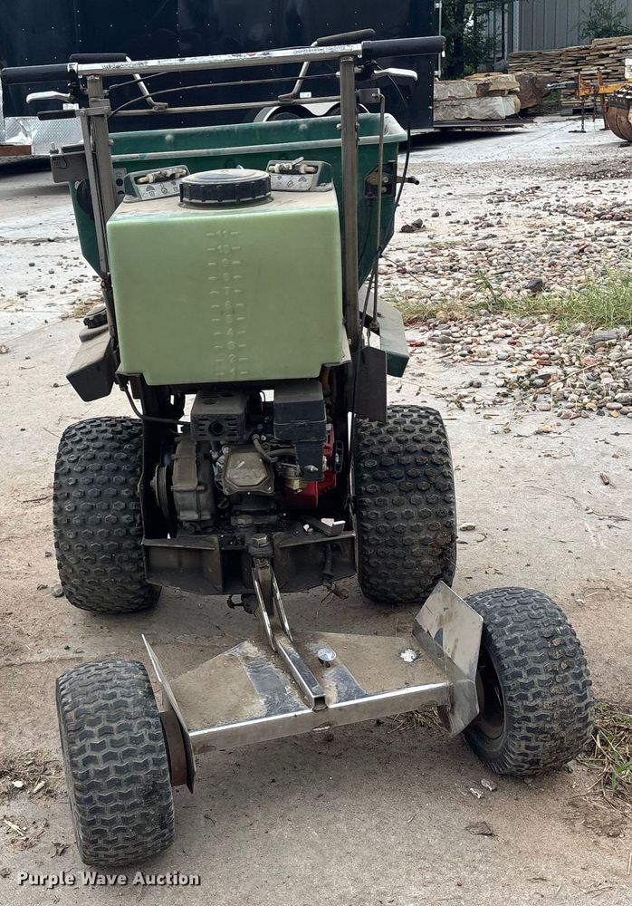 image for item EE3965 Permagreen Magnum B1B spreader