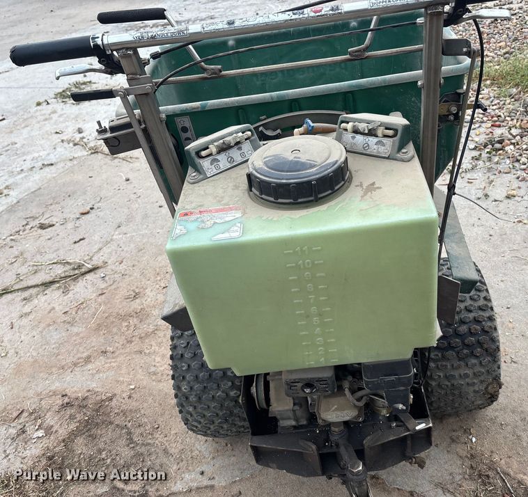 image for item EE3965 Permagreen Magnum B1B spreader