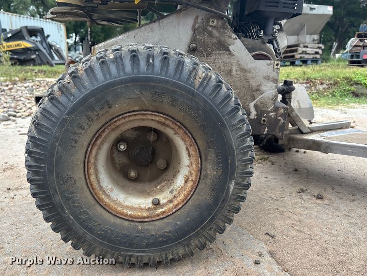 image for item EE3965 Permagreen Magnum B1B spreader