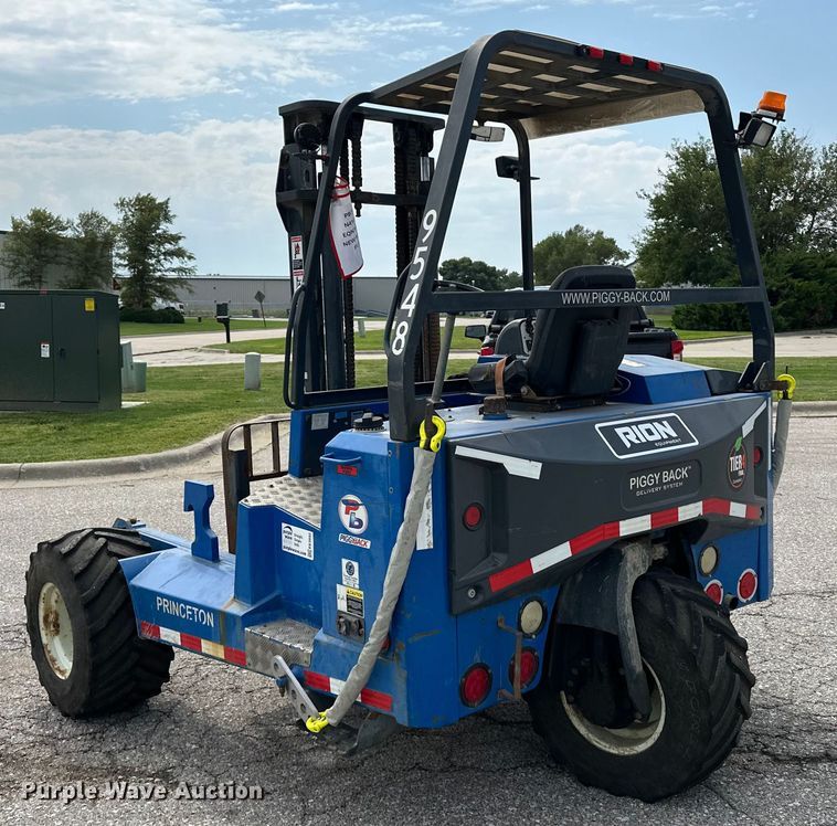 image for item EE3992 2014 Princeton PB70.3 forklift