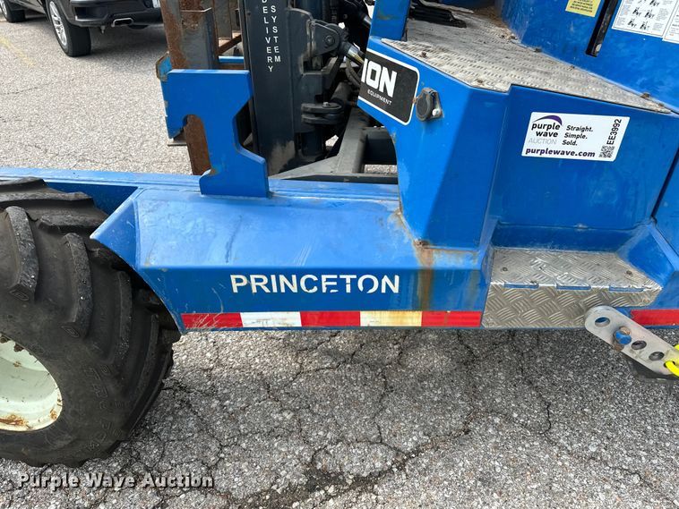 image for item EE3992 2014 Princeton PB70.3 forklift