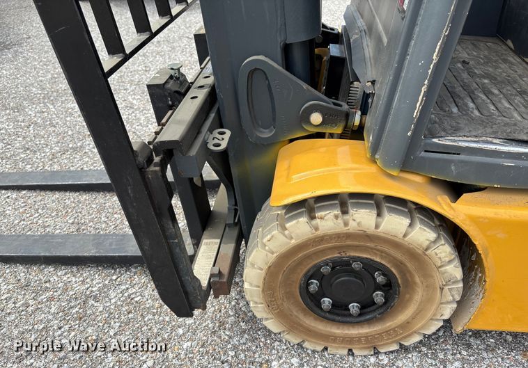 image for item EE3993 Caterpillar 2ET3000 forklift