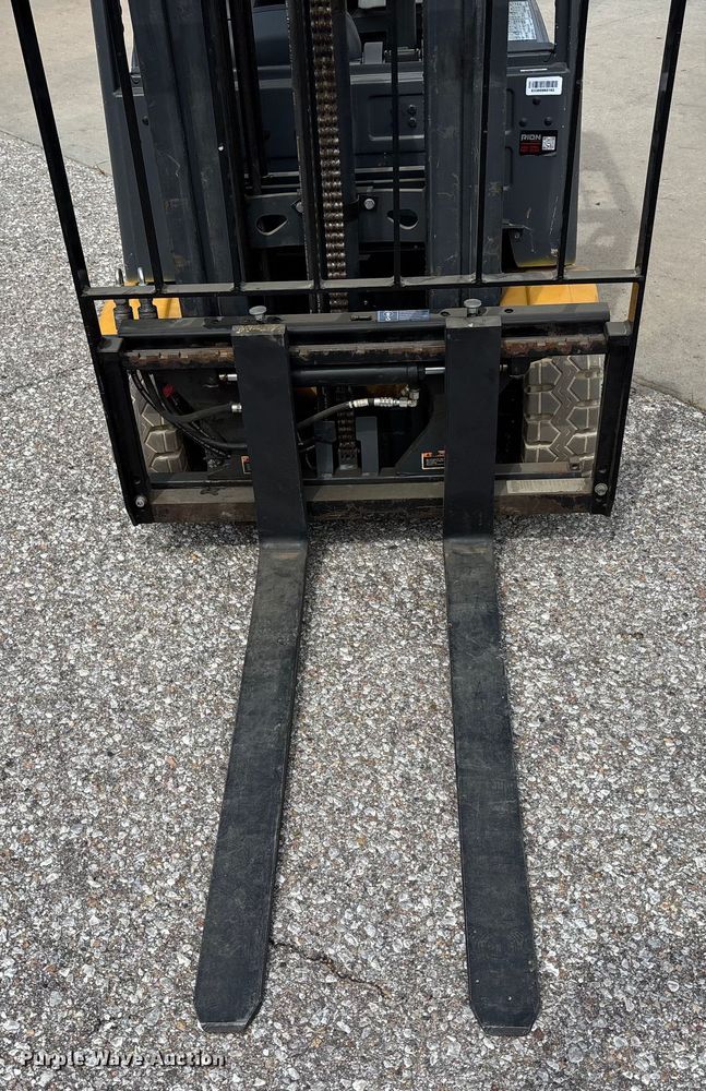 image for item EE3993 Caterpillar 2ET3000 forklift